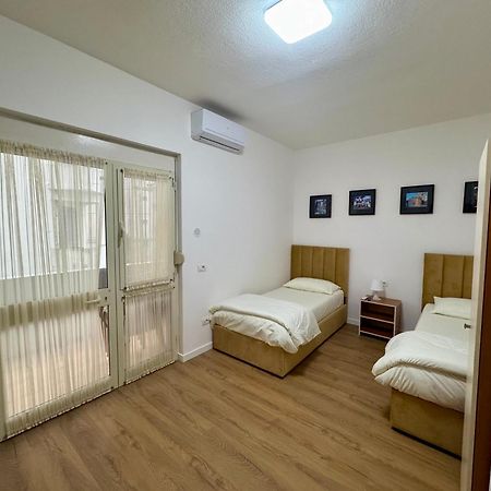 Vivo Apartment Durres Exterior photo