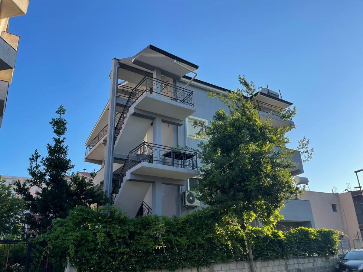 Vivo Apartment Durres Exterior photo