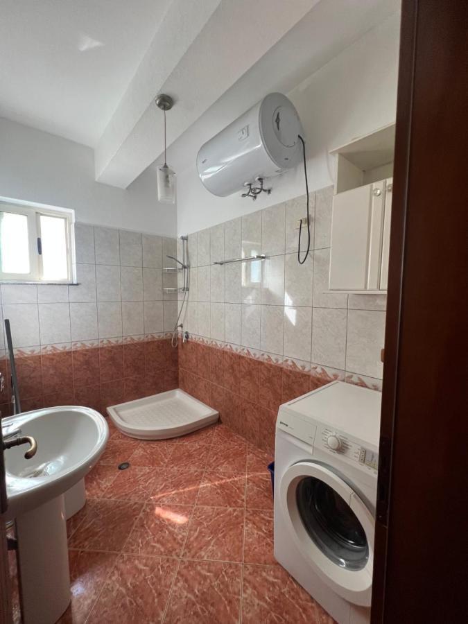 Vivo Apartment Durres Exterior photo